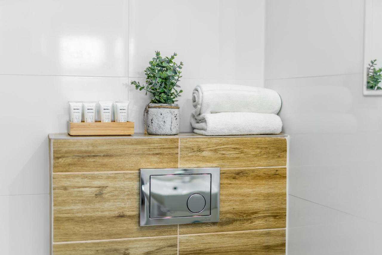 Apartment Poznan Park Cytadela By Noclegi Renters Екстериор снимка